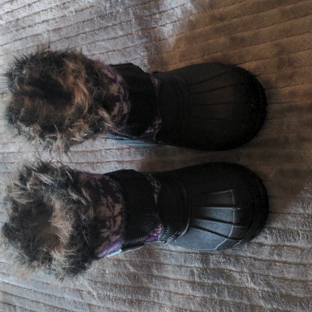 (🌼bundle 5/$25) ToddlerSnow Boots